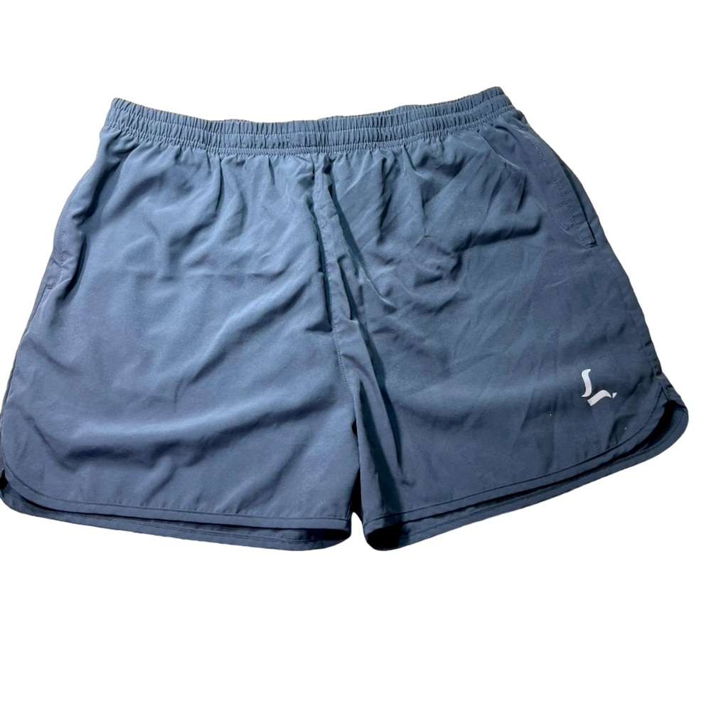Silk World Men’s Swim Trunks with Zipper Pockets.
